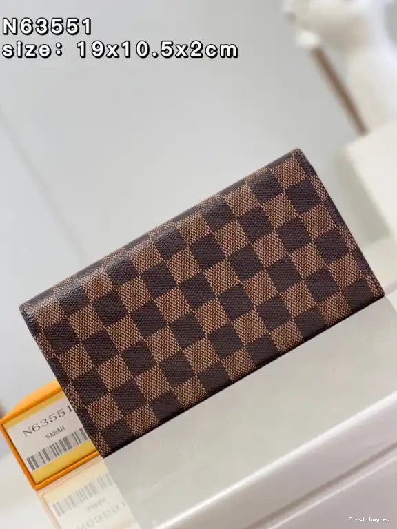 Frstbag ru Vuitton Louis WALLET SARAH 0523